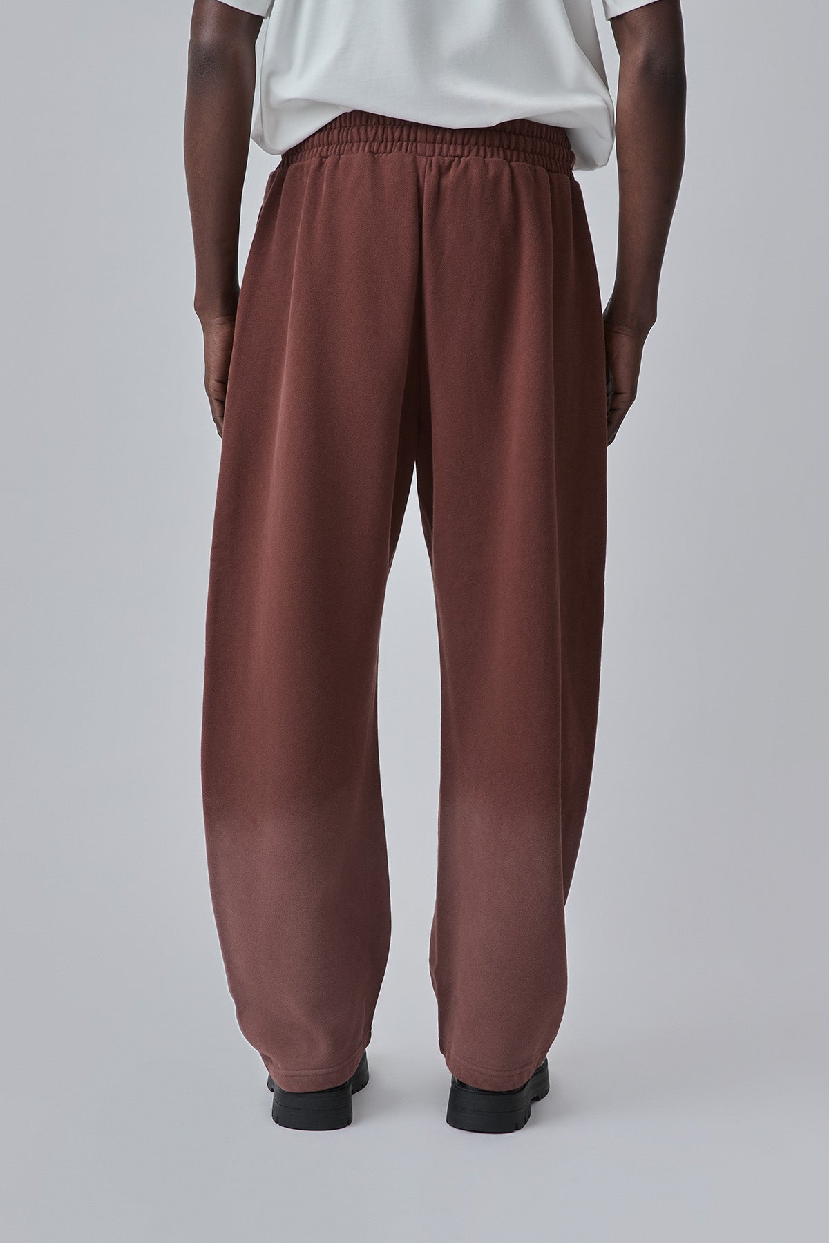 CARROT LEG WASHED JOGGER