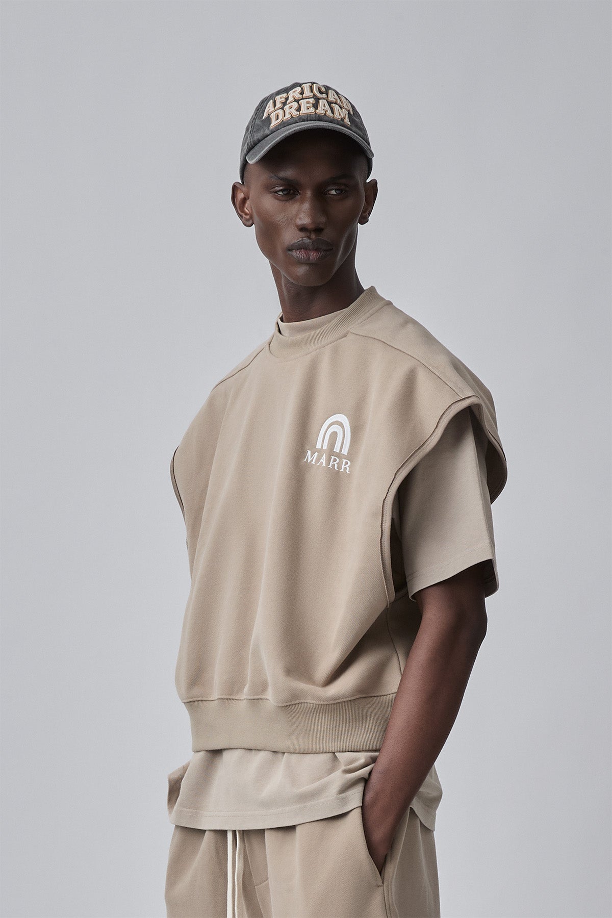 SLEVELESS MARR JUMPER