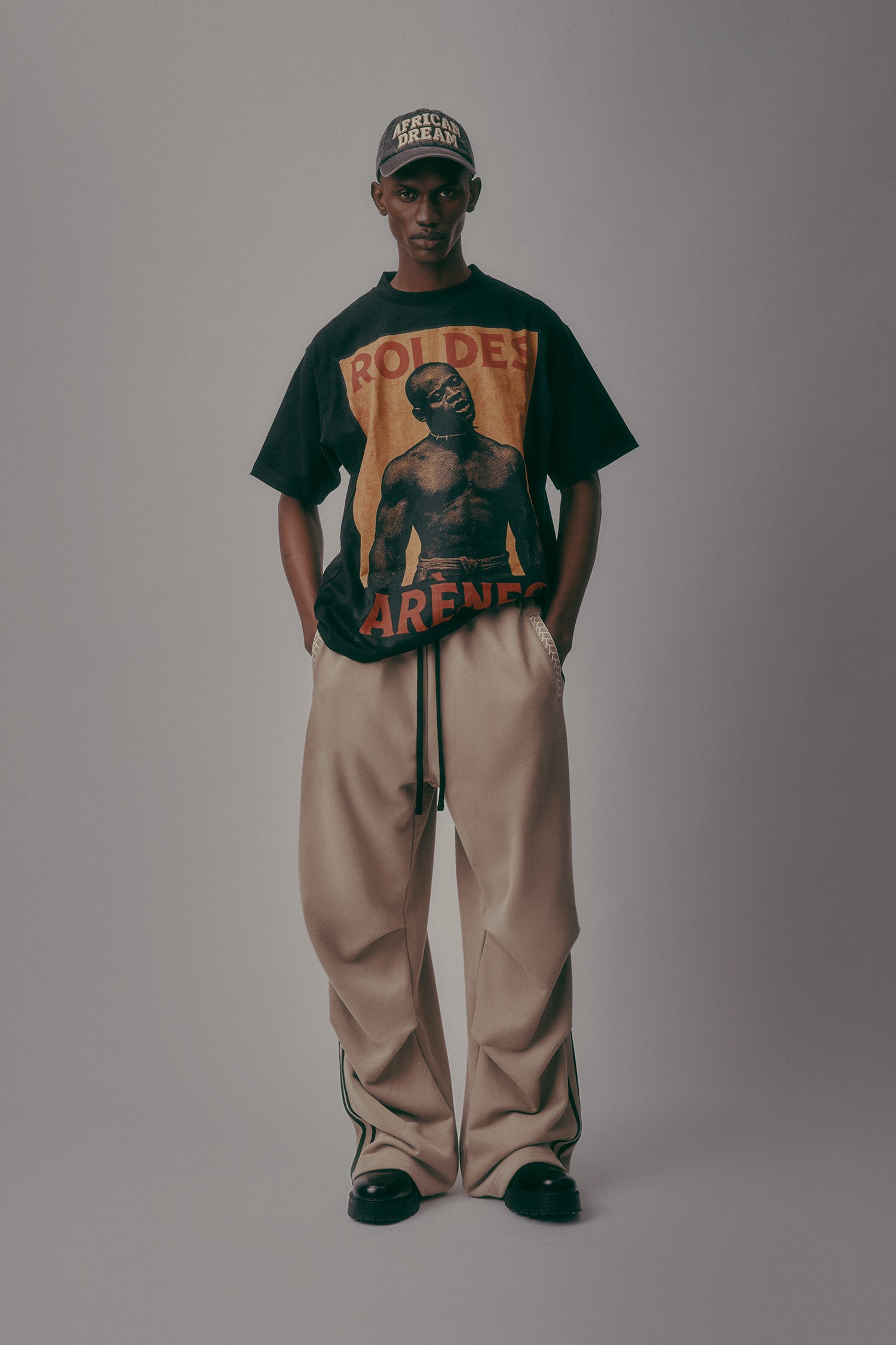 RELAXED WIDE JOGGER